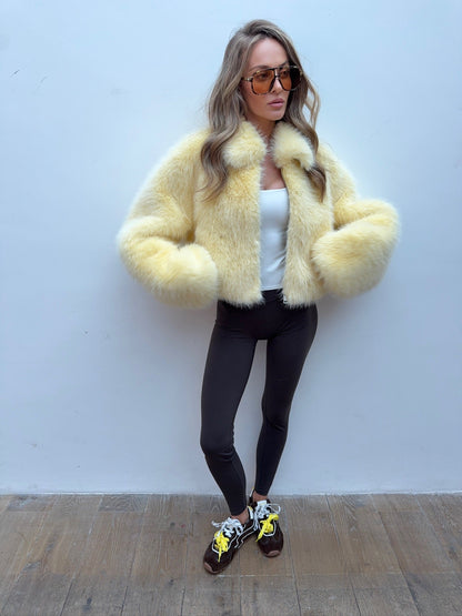 Chaqueta Faux Fur Luxe en Tono Butter