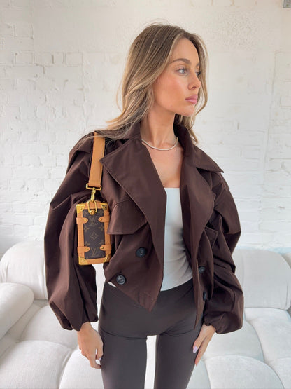 Trench Cropped de Manga Globo en Marrón Chocolate
