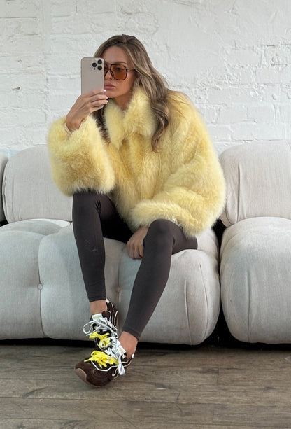 Chaqueta Faux Fur Luxe en Tono Butter