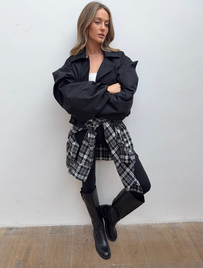 Trench Cropped de Manga Globo en Negro