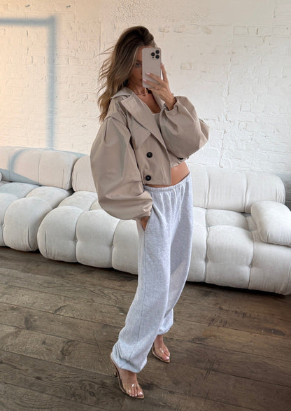 Trench Cropped de Manga Globo en Color Crema