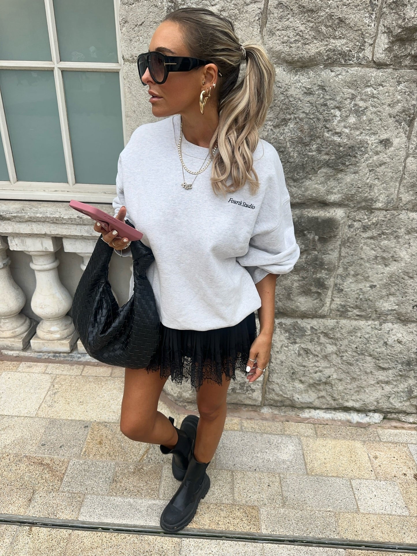 Falda Aura Lace en Negro