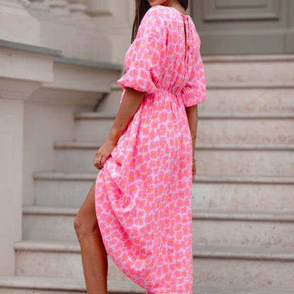 Vestido de mujer con cuello en V y estampado