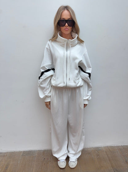 Joggers Relaxed Barrel Fit en Blanco