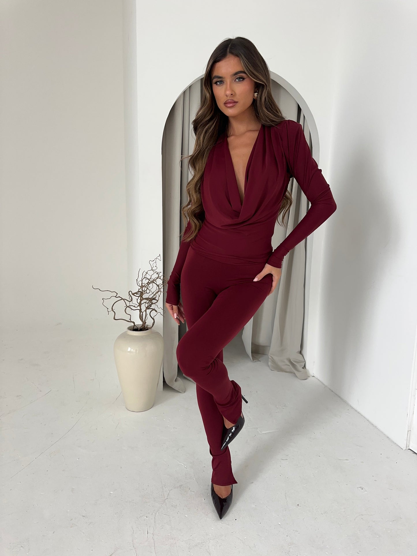 Leggings Jolie Split Hem en Borgoña