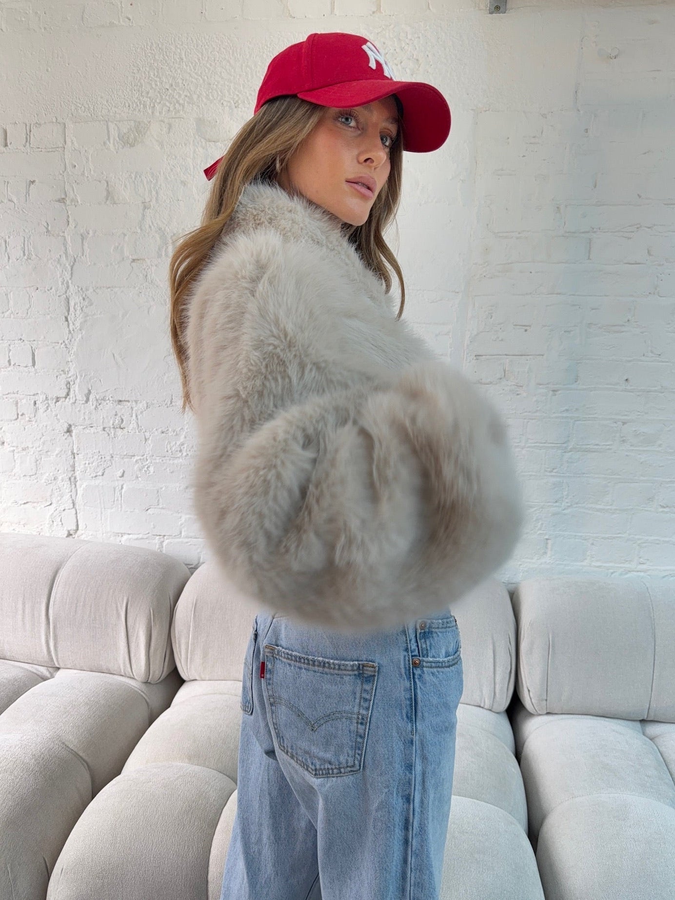 Chaqueta Faux Fur Luxe en Tono Arena